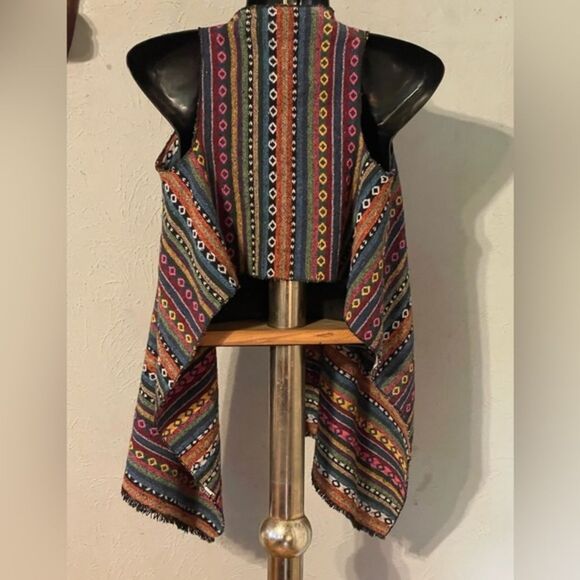 Small Grace & Emma Southwest design embroidered open front striped Boho vest - Picture 12 of 13